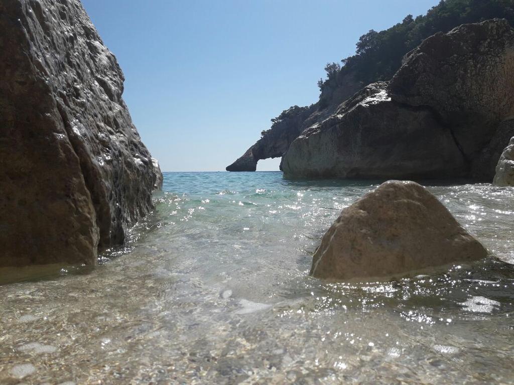 Vacanze mare e montagna Baunei Esterno foto