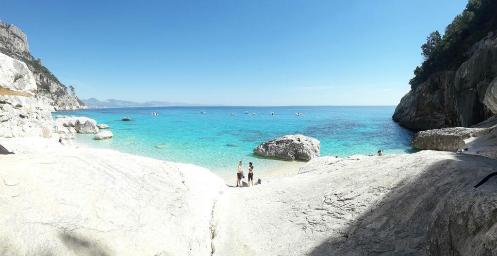 Vacanze mare e montagna Baunei Esterno foto